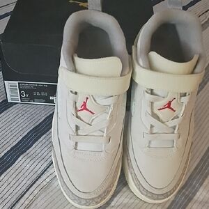 Jordan Kids' Cream and Red Sneakers